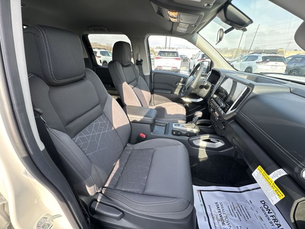 2026 Nissan Frontier SV - Photo 16
