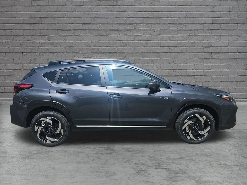 New 2026 MAGNETITE GRAY PEARL Subaru Limited Hybrid image 4