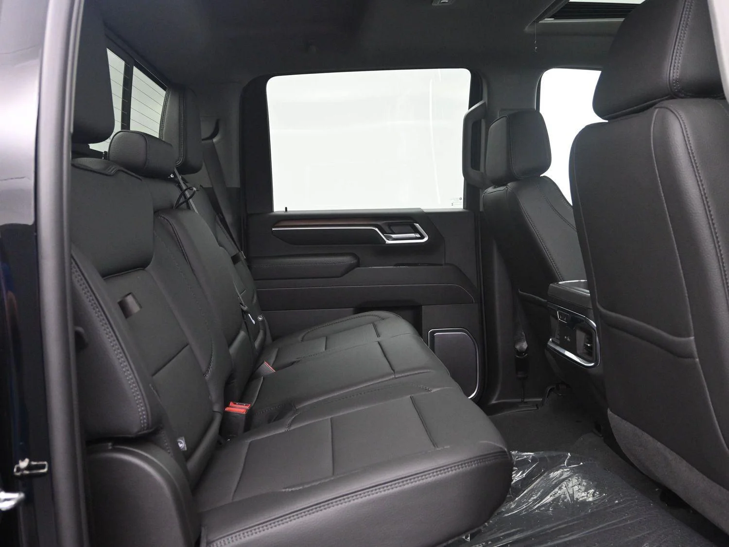 2026 GMC Sierra 2500HD Denali - Photo 15
