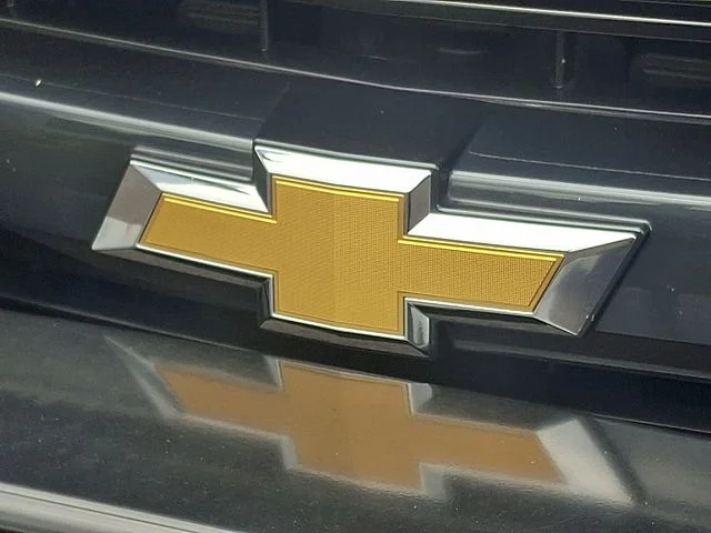 Used 2017 Gray Chevrolet LT image 31