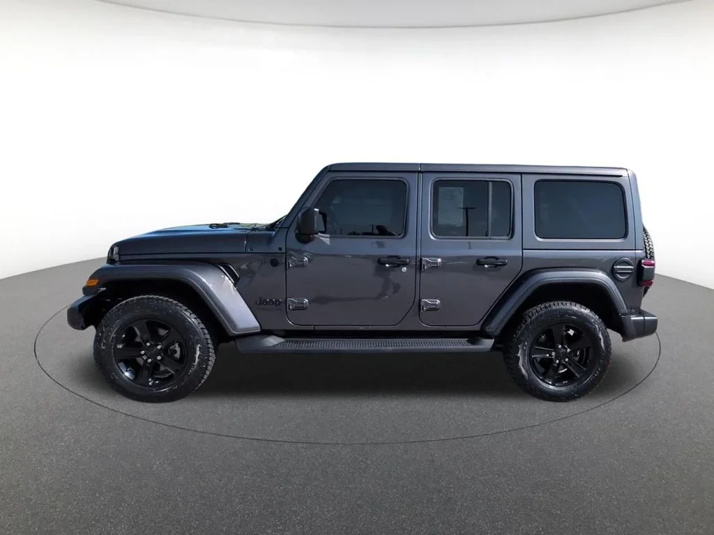 Certified Used 2021 Gray Jeep Unlimited Sahara Altitude image 11