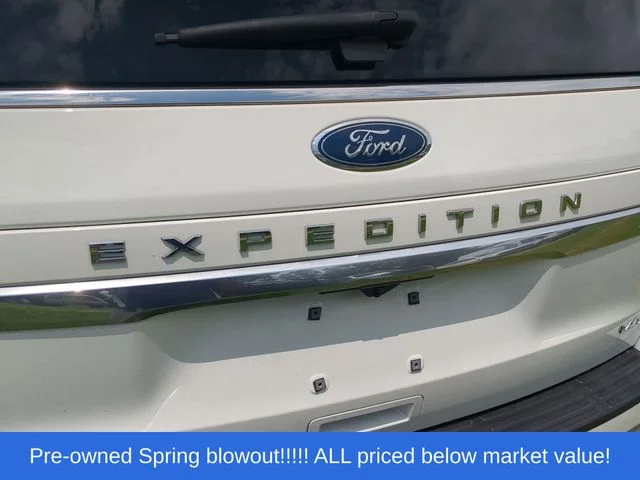 Used 2022 White Ford Platinum image 12