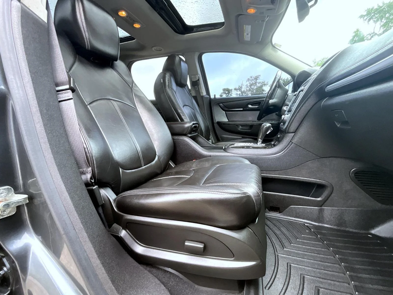 Used 2013 Gray GMC SLT-1 image 17