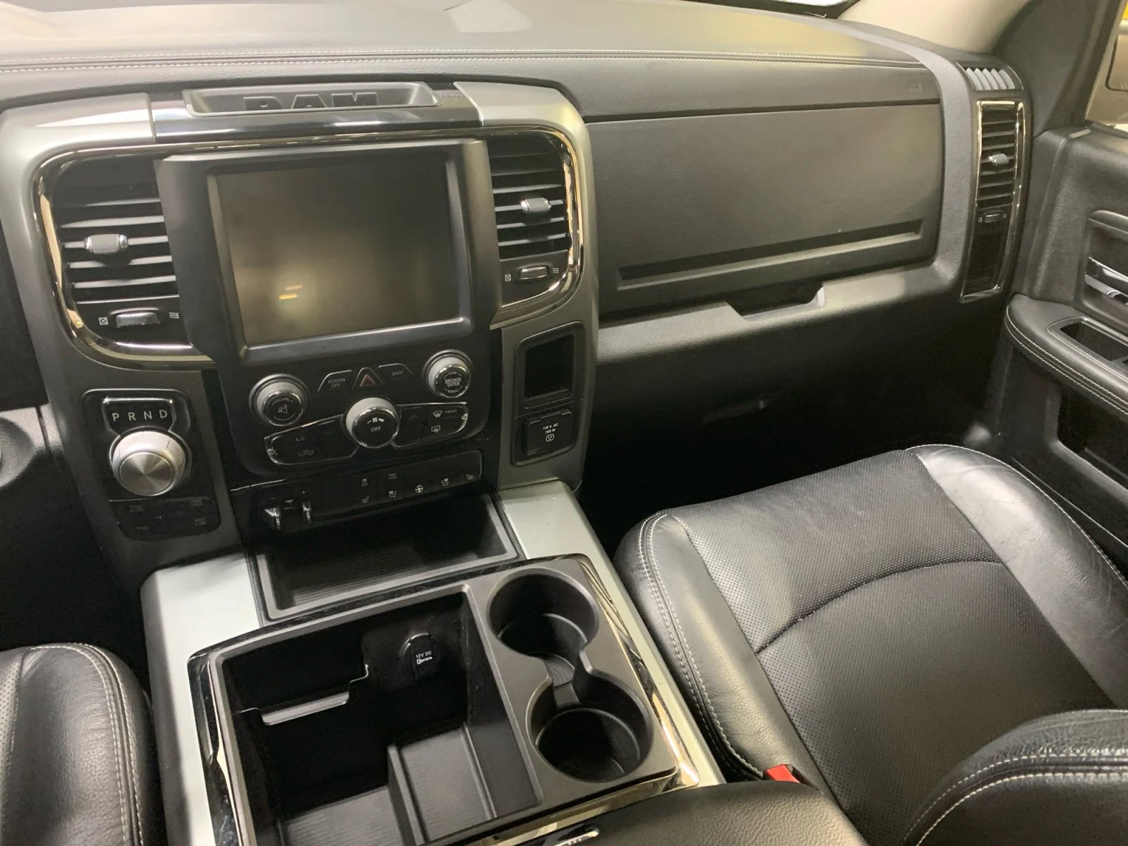 Used 2015 Blue Ram Sport image 12
