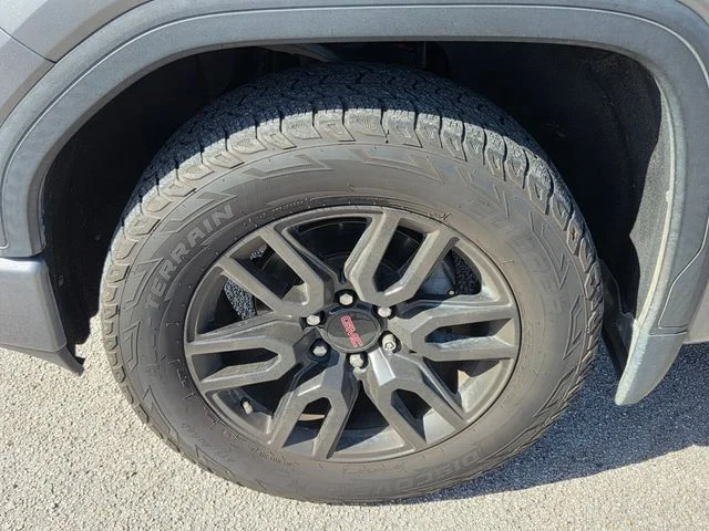 Used 2022 Gray GMC Elevation image 3