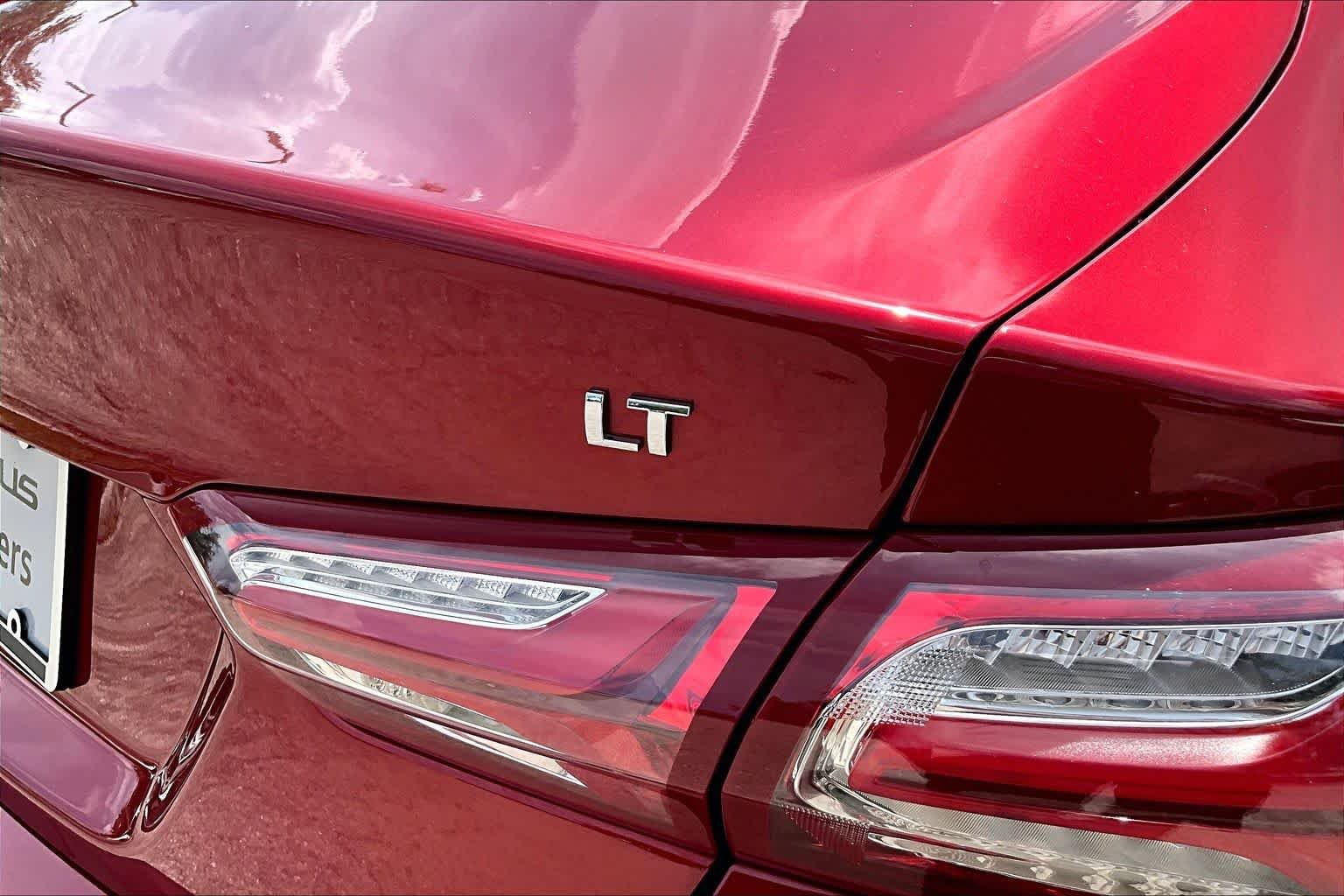 Used 2023 Radiant Red Tintcoat Chevrolet LT image 10