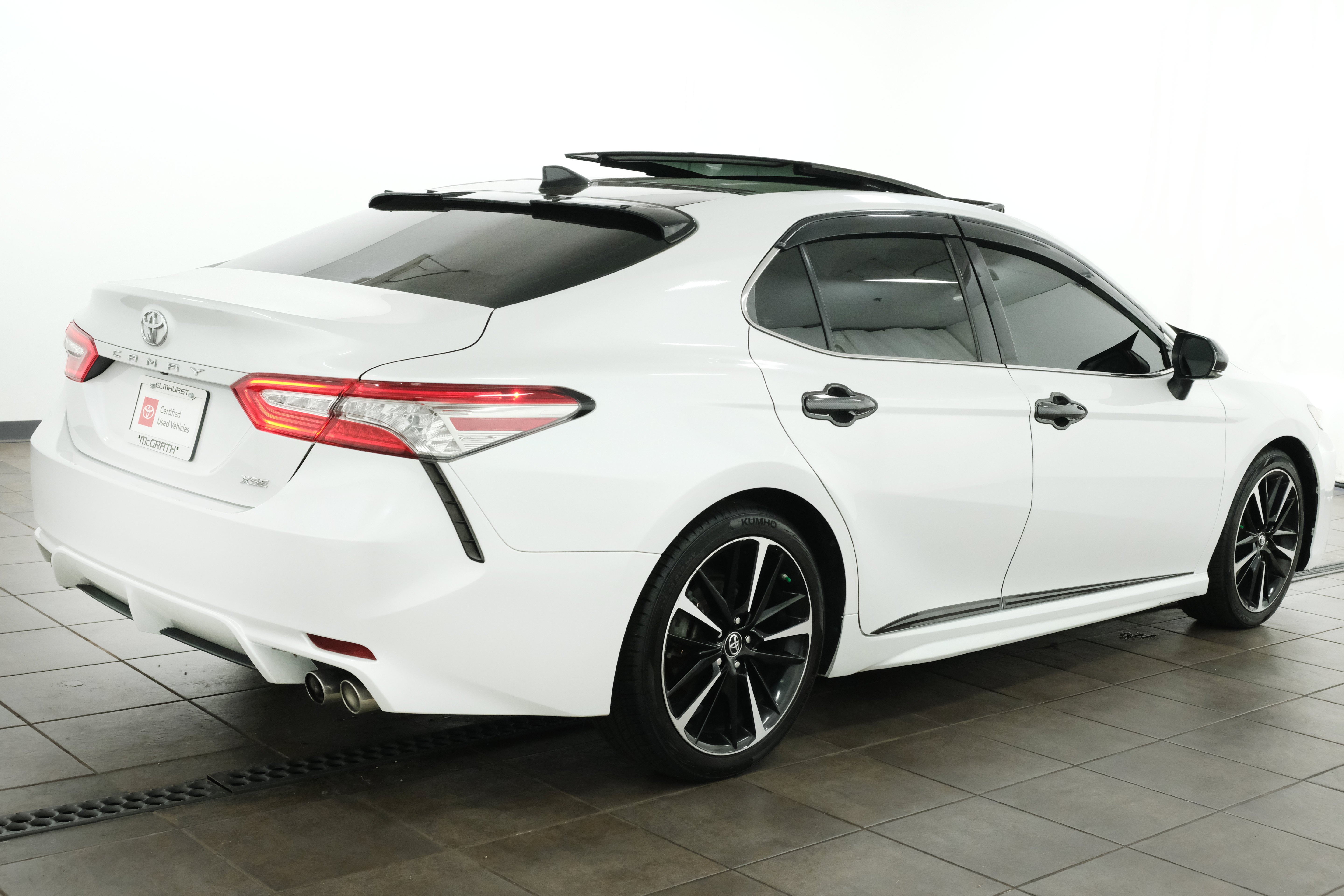 Certified Used 2019 Wind Chill Pearl Toyota XSE image 6