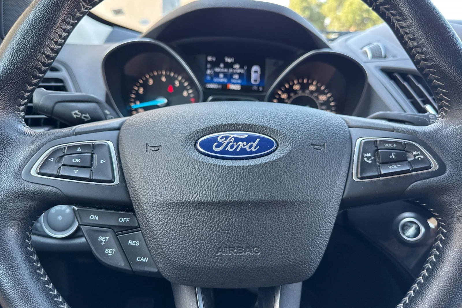 Used 2019 White Ford SE image 26