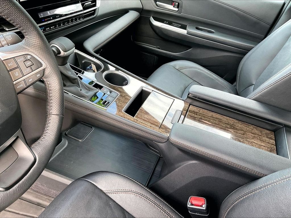 Used 2025 Cypress Toyota Platinum image 20