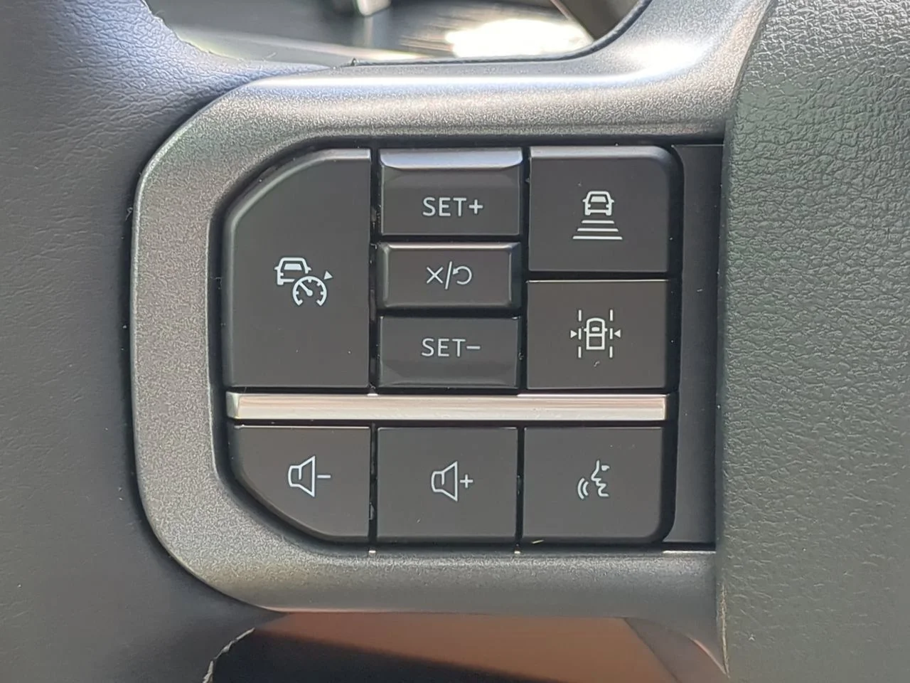 2025 Ford F-350 Super Duty Lariat - Photo 26