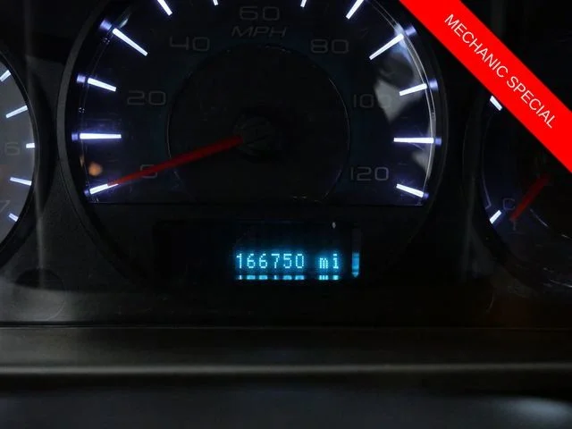 Used 2012 Red Ford SE image 18