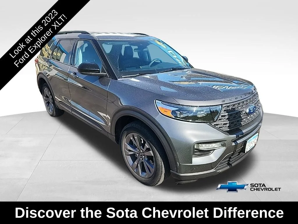 2023 Ford Explorer XLT 4WD's photo