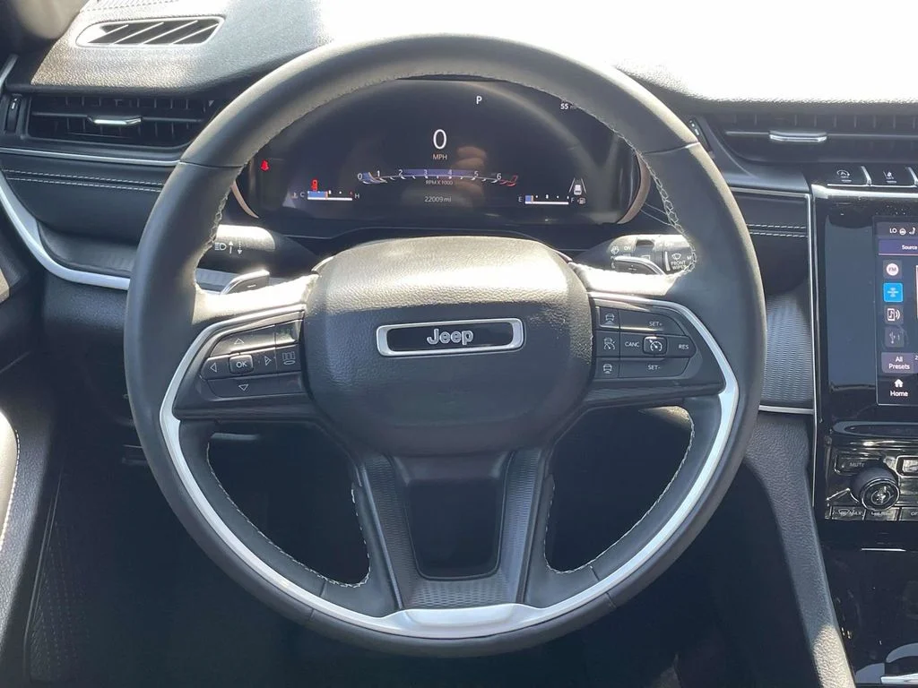 Used 2024 White Jeep Altitude X image 23