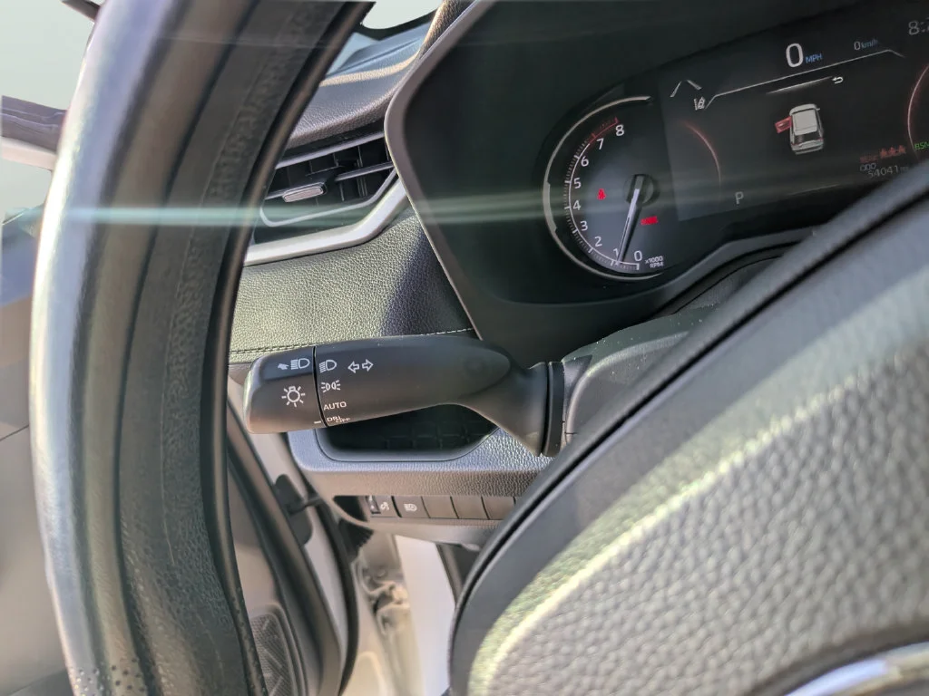 Used 2023 White Toyota XLE image 31
