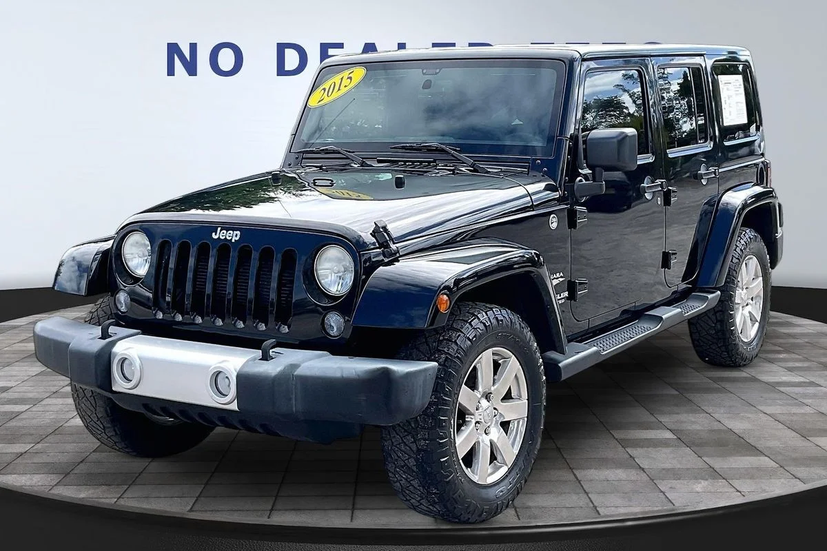 Used 2015 Black Jeep X image 1