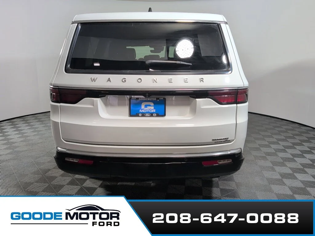 Certified Used 2024 Bright White Clearcoat Jeep Series II image 6