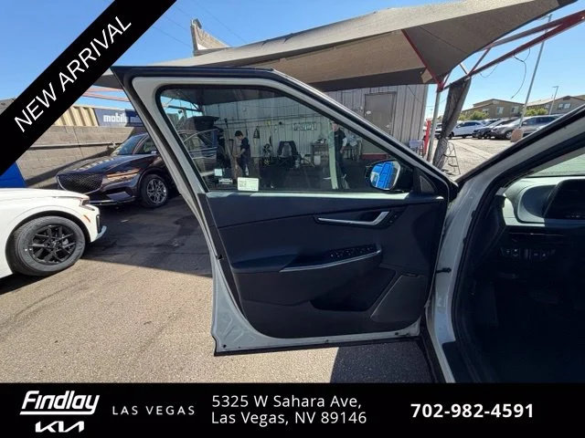 Certified Used 2022  Kia Wind image 9