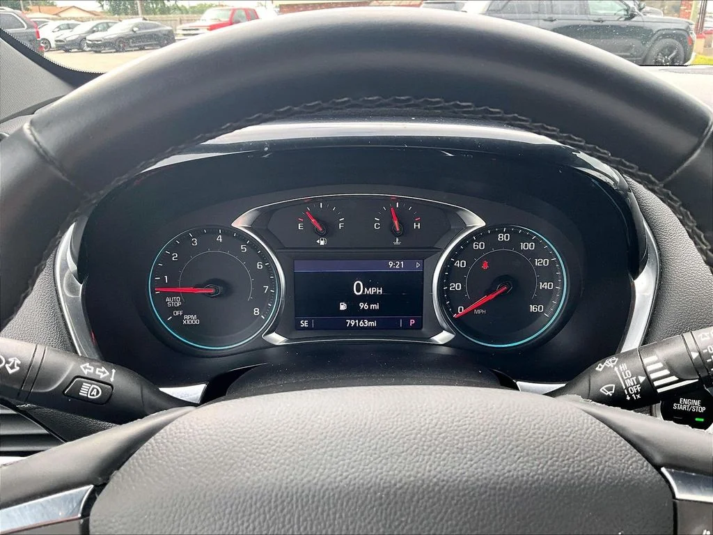 Used 2023 Gray Chevrolet LT image 21
