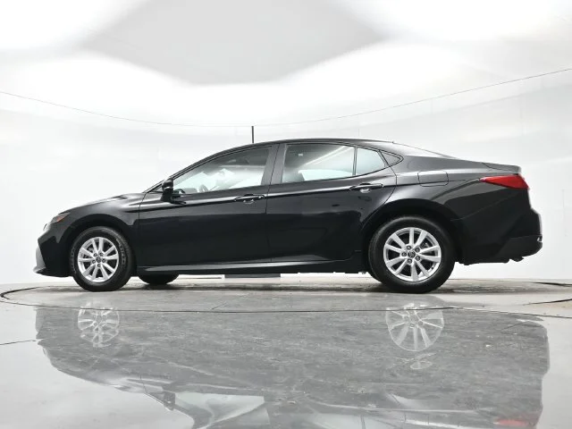 Used 2025 Midnight Black Me Toyota LE image 25