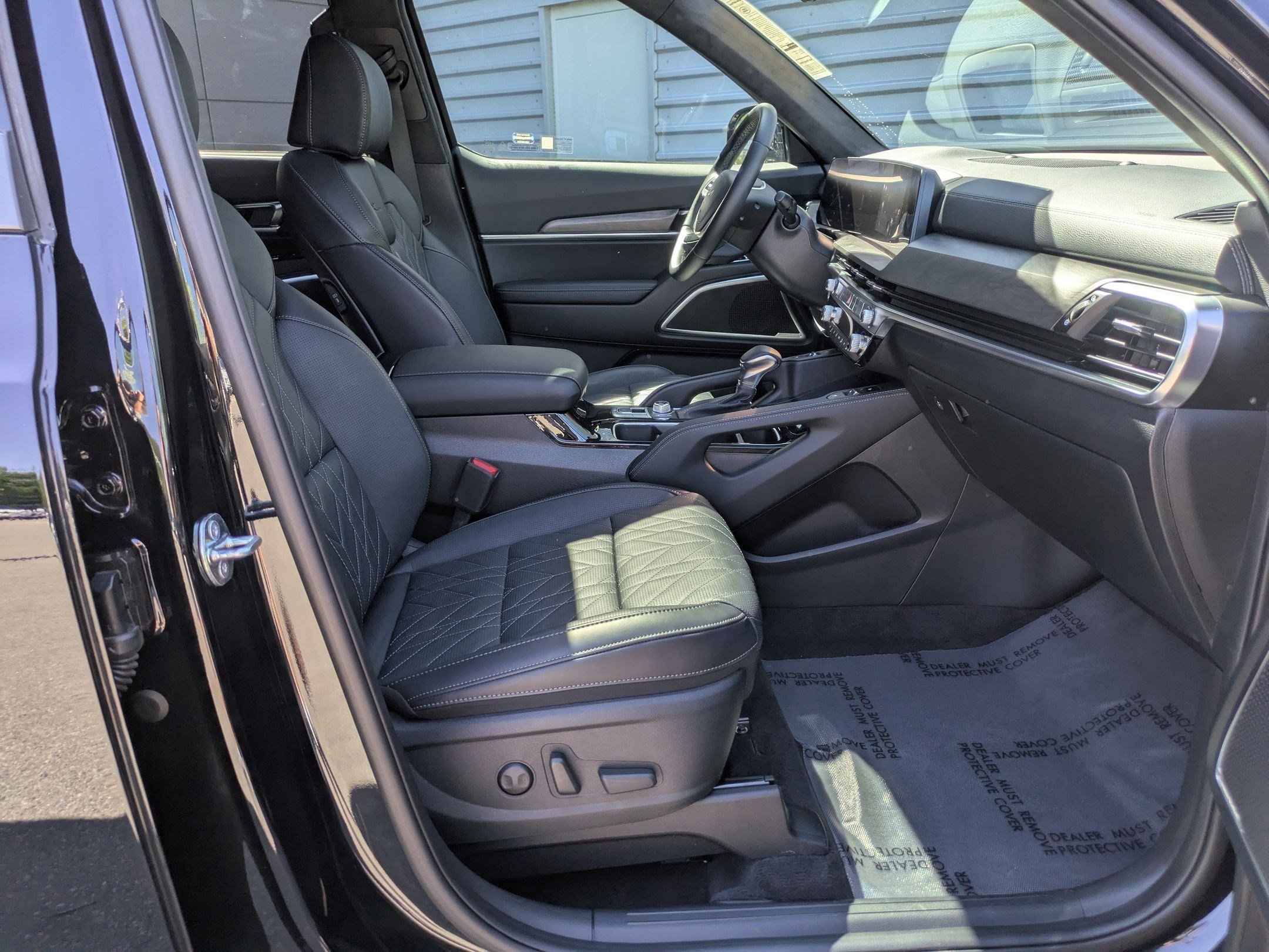 Used 2025 Ebony Black Kia SX-Prestige X-Line image 30