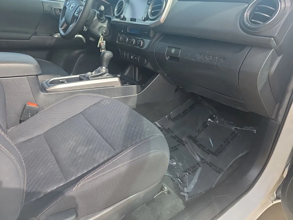 2022 Toyota Tacoma SR5 - Photo 23