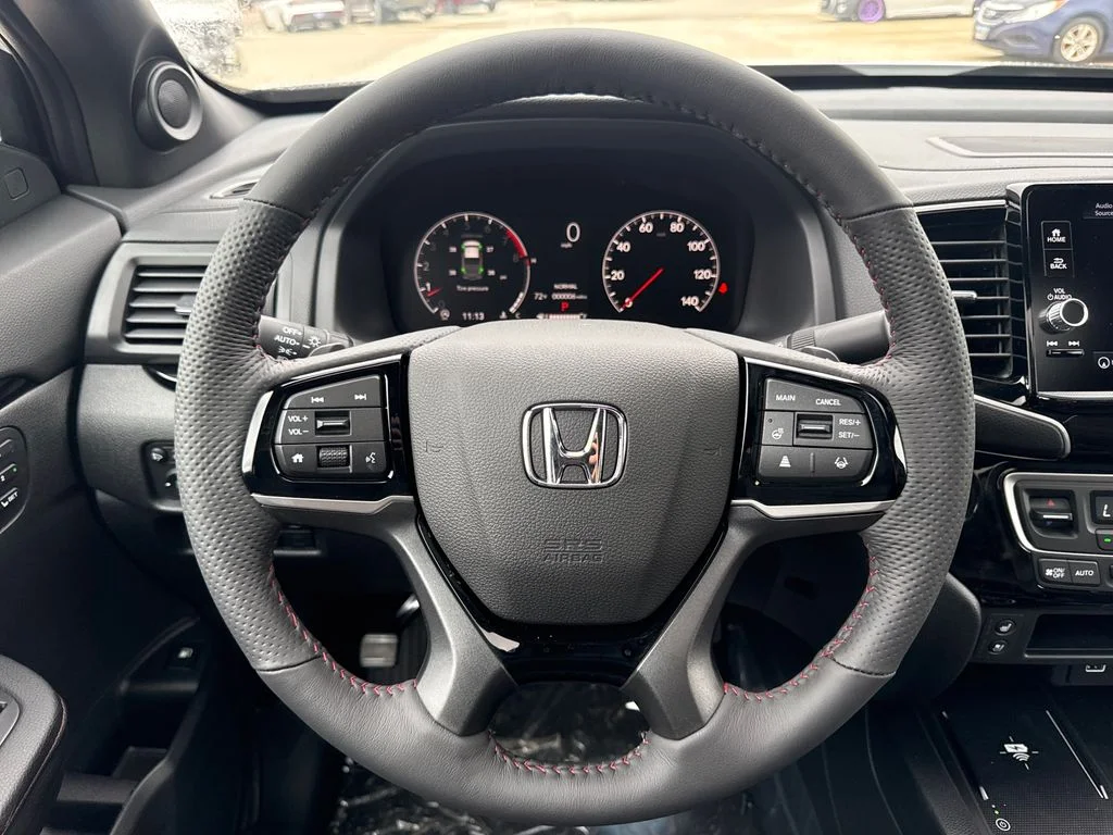 New 2026 Platinum White Pearl Honda Black Edition Two-Tone image 14