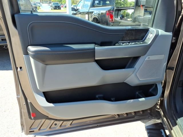 Used 2023 Stone Gray Metallic Ford XLT image 21