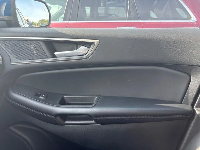 Used 2024 Blue Ford SEL image 21