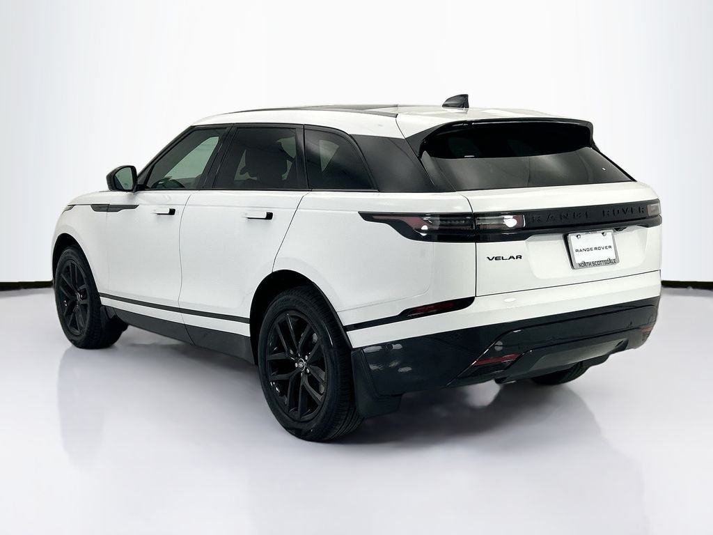New 2026 Fuji White LAND ROVER Dynamic SE image 7