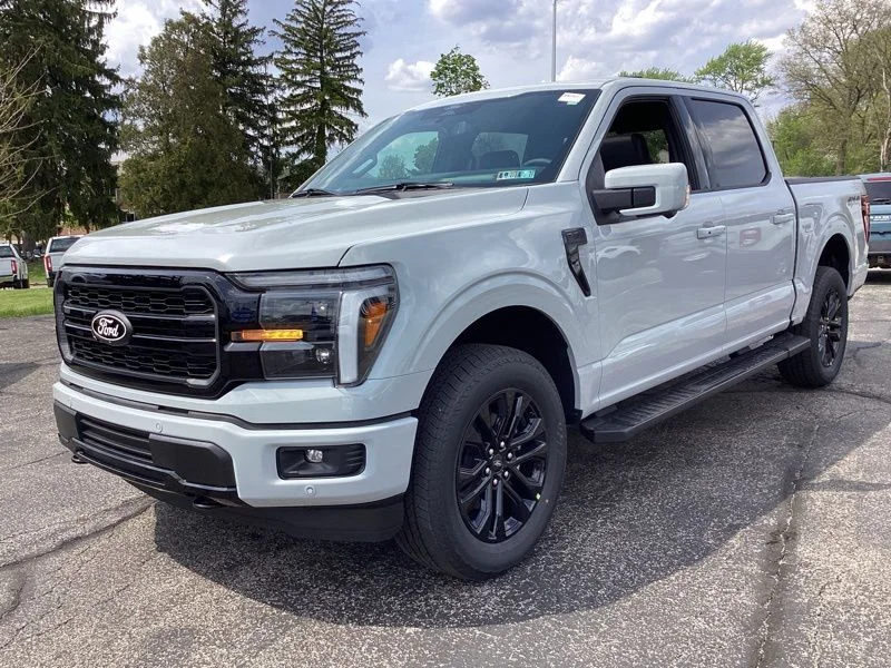 New 2026 White Ford Lariat image 4