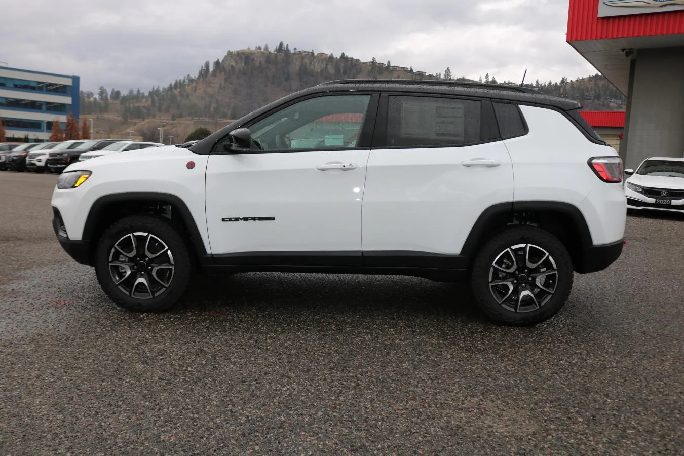 New 2026 White Jeep Trailhawk 4x4 image 9