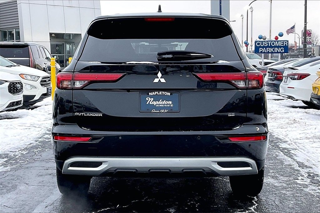 2024 MITSUBISHI OUTLANDER - Image 2