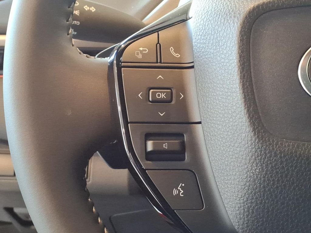 2026 Toyota bZ XLE - Photo 16