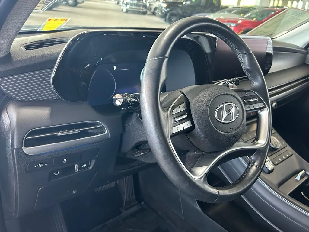 Used 2024 Sierra Burgundy Hyundai Limited image 20