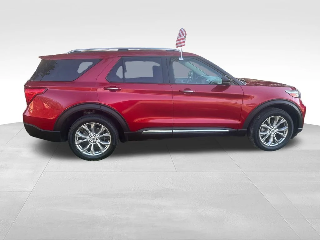 Used 2020 Red Ford Limited image 28