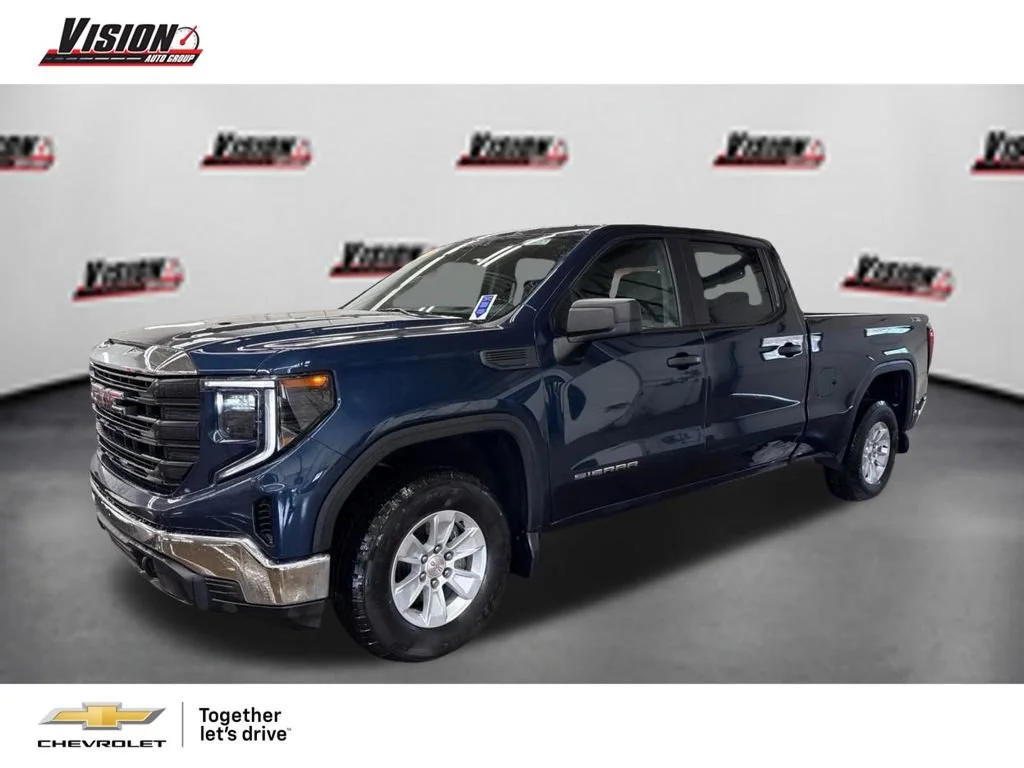 2023 GMC Sierra Pro 4WD Crew Cab Short Box's photo