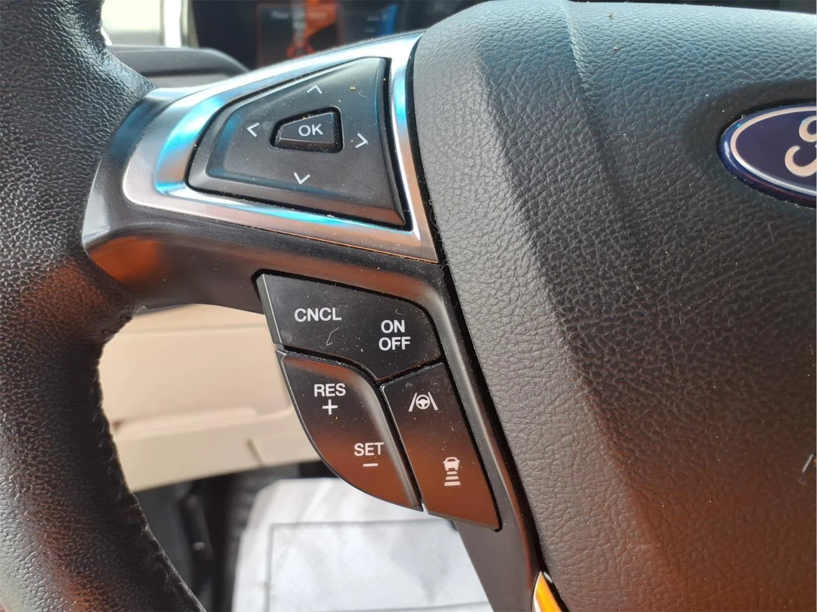 Used 2019 Ruby Red Metallic Tinted Clearcoat Ford Titanium image 20