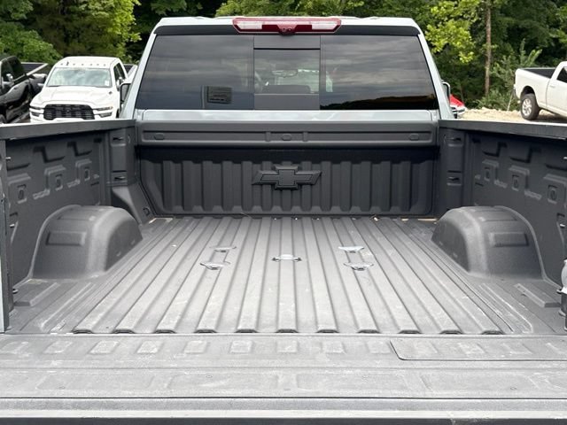 Used 2025 Sterling Gray Metallic Chevrolet High Country image 38