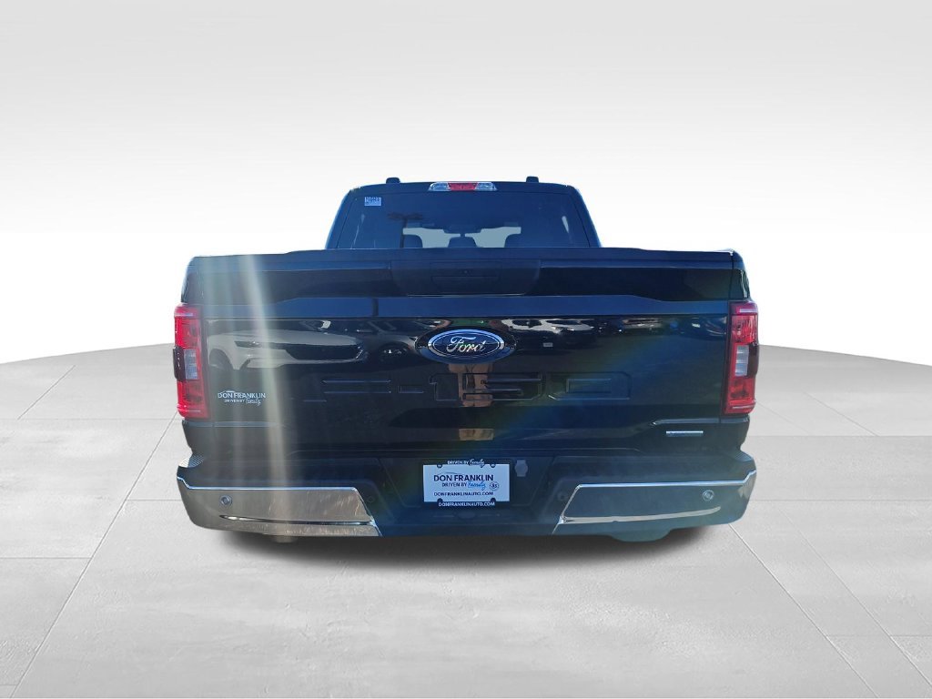 Used 2023 Black Ford XLT image 4