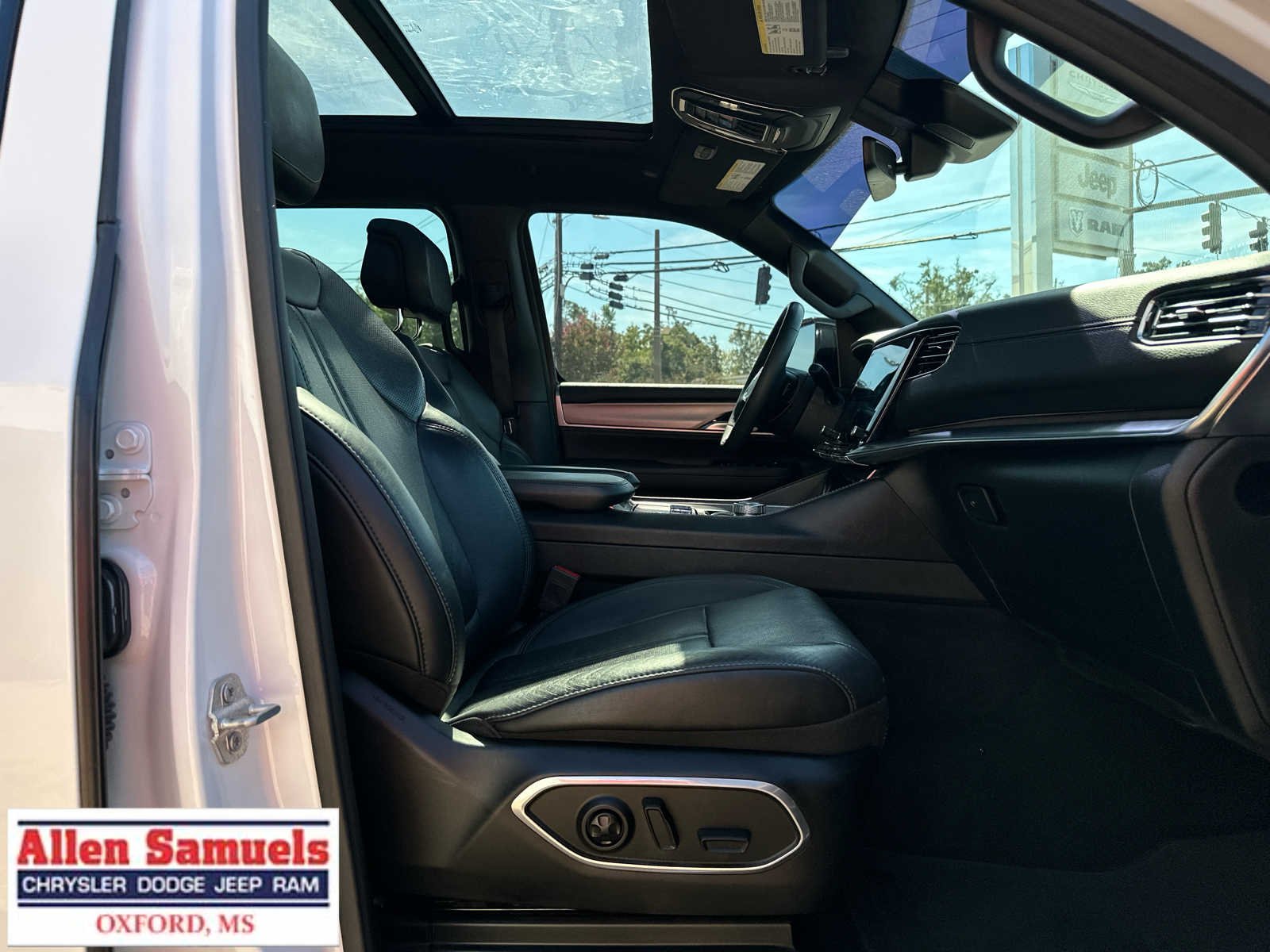 Used 2024 Bright White Clearcoat Jeep Series II Carbide image 48