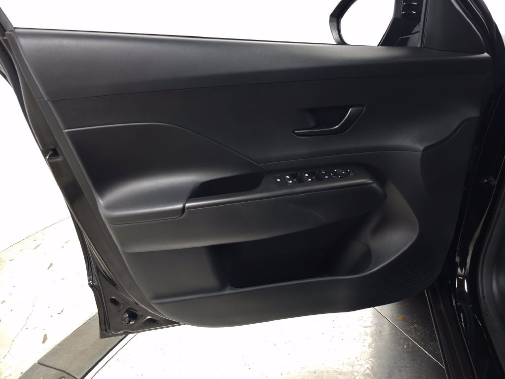 2024 Hyundai Kona SEL - Photo 15