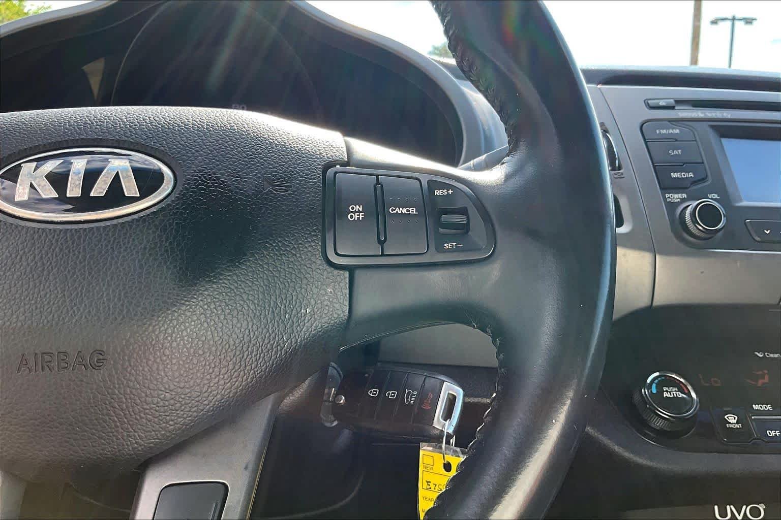 Used 2014 Sage Green Kia EX image 23