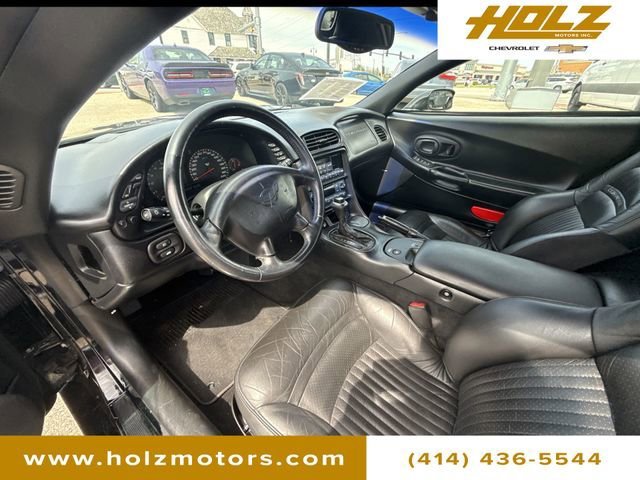 Used 2001 Black Chevrolet 2dr Convertible image 11