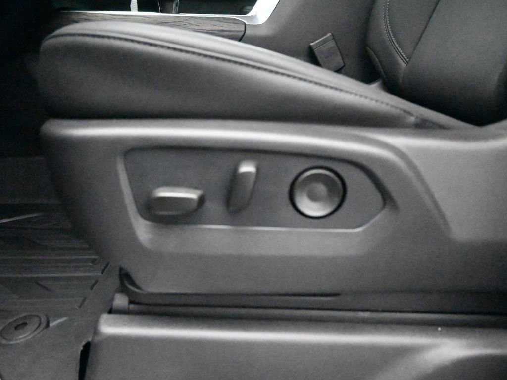 New 2026 Onyx Black GMC SLT image 11