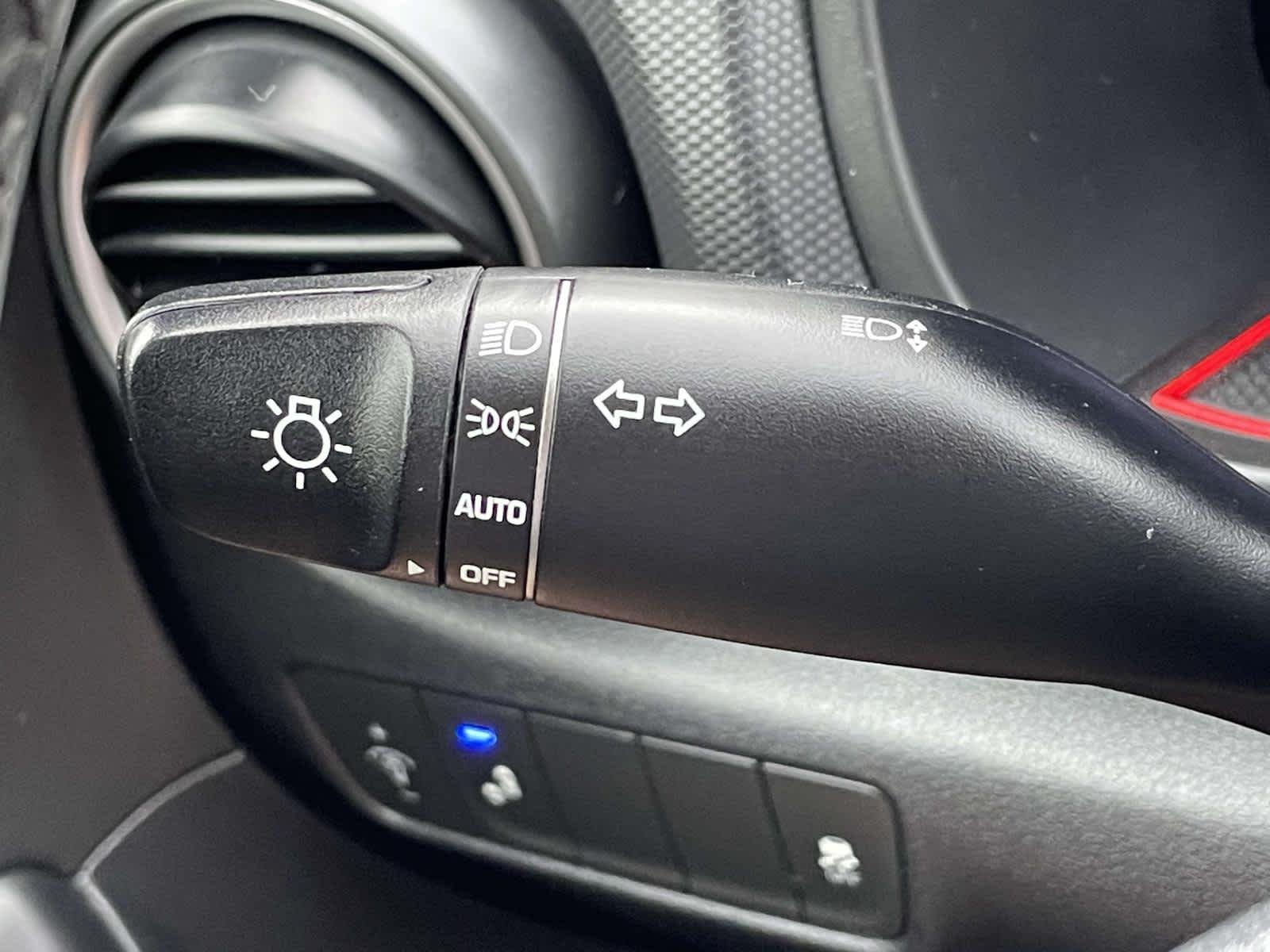 Used 2018 Ultra Black Hyundai SEL image 37