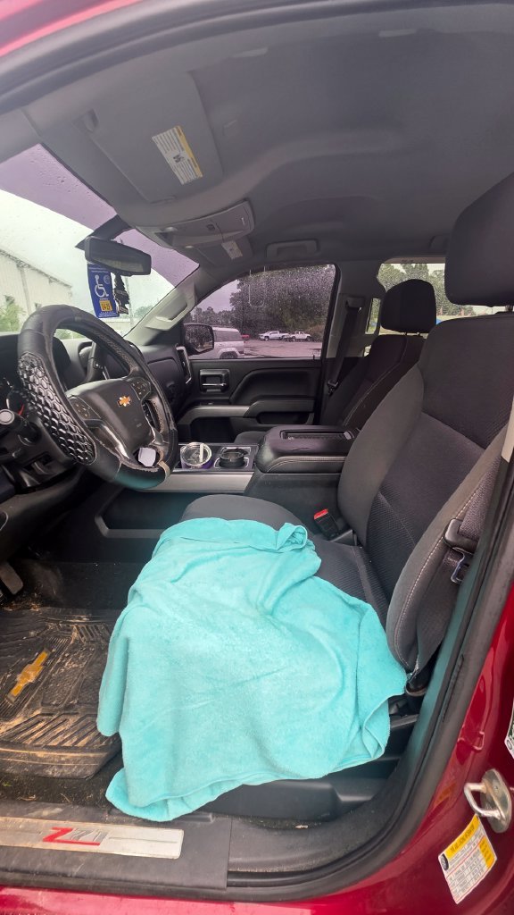 Used 2018 Red Chevrolet LT image 5