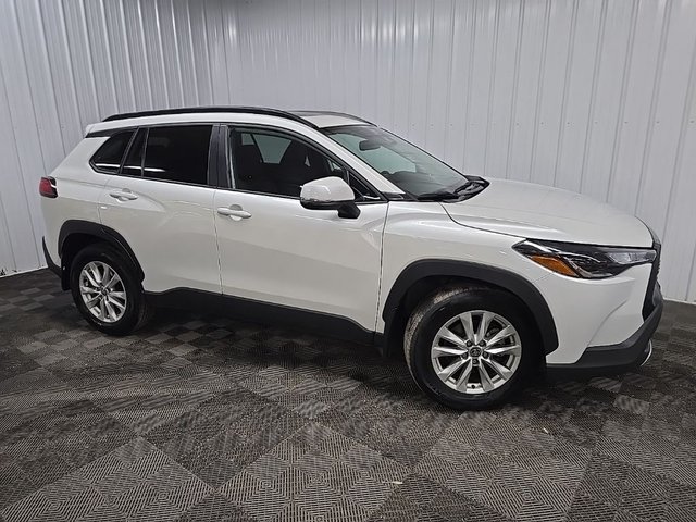 2023 Toyota Corolla Cross LE