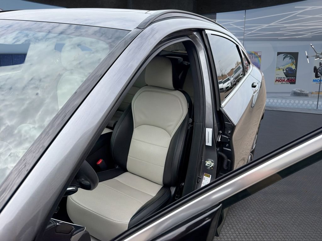 Used 2023 Gray INFINITI SENSORY image 13