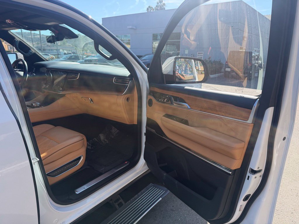Used 2022 White Jeep Series III image 16