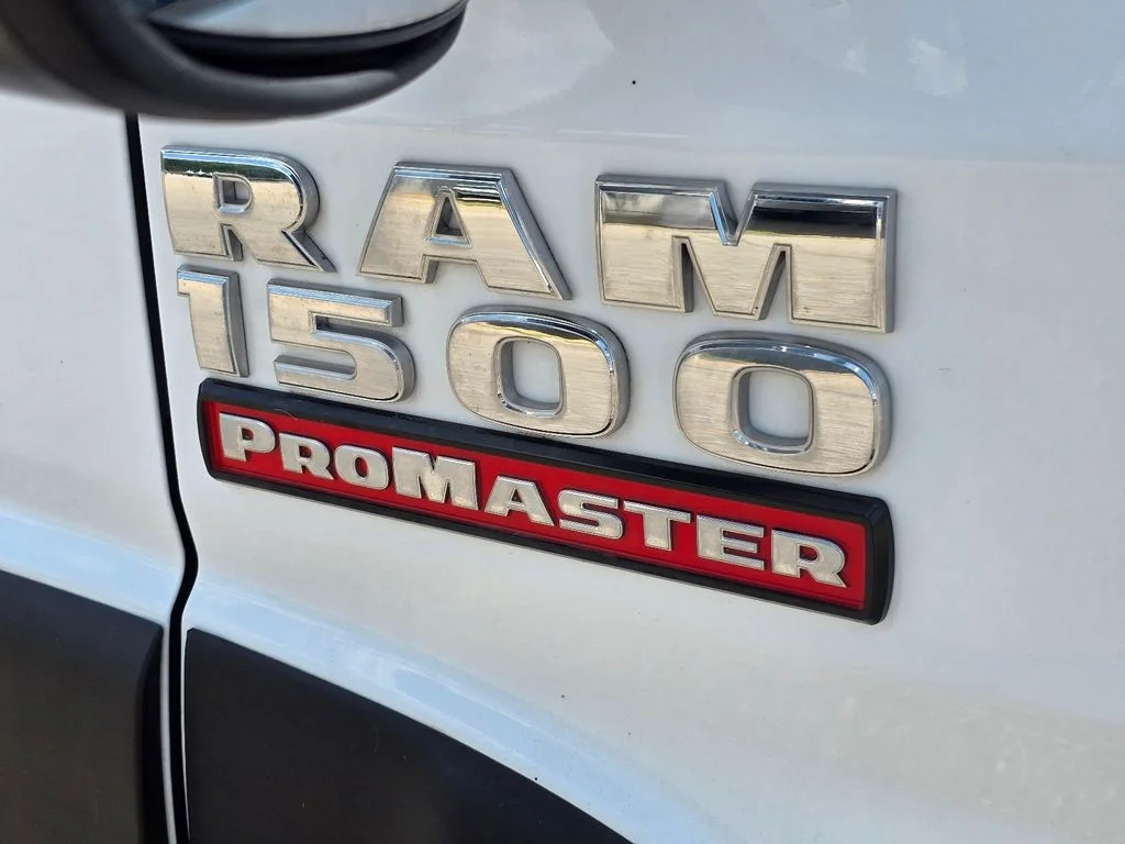 Used 2021 White Ram Base image 13